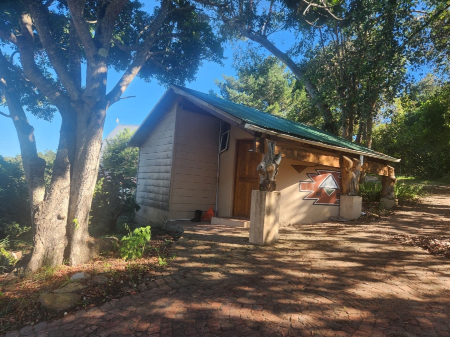 3 Bedroom Property for Sale in Hoekwil Western Cape